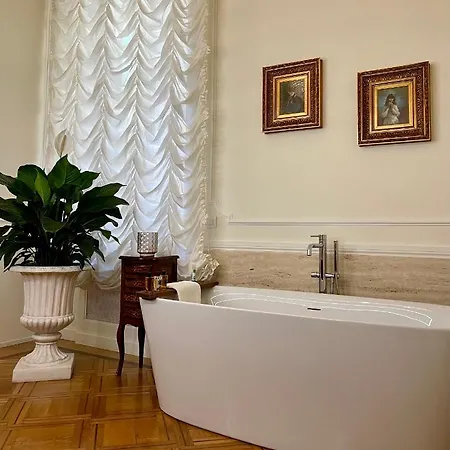 Palazzo Monga Boutique Konukevi 4*