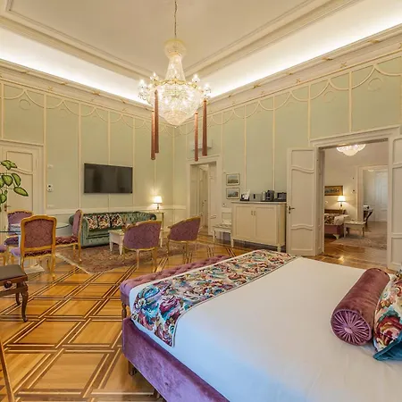 Maison d'hôtes Palazzo Monga Boutique 4*