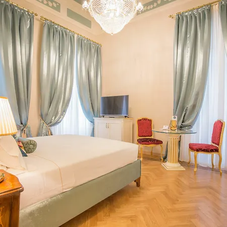 Konukevi Palazzo Monga Boutique Verona